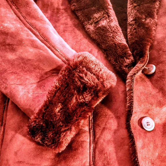 Vintage Dennise Bassco Leather Coat / Jacket • 2-Large Front Pockets • Button Up - Picture 6 of 7